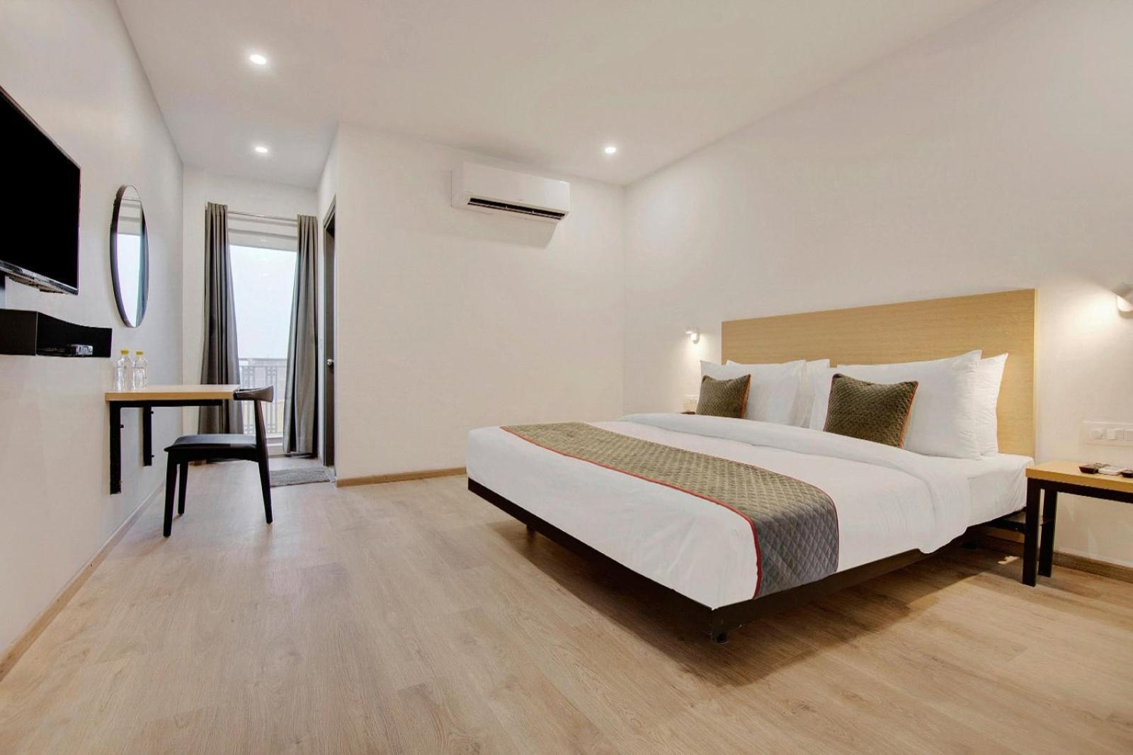 Hotel Aerotech Near Delhi Airport New Delhi Eksteriør billede