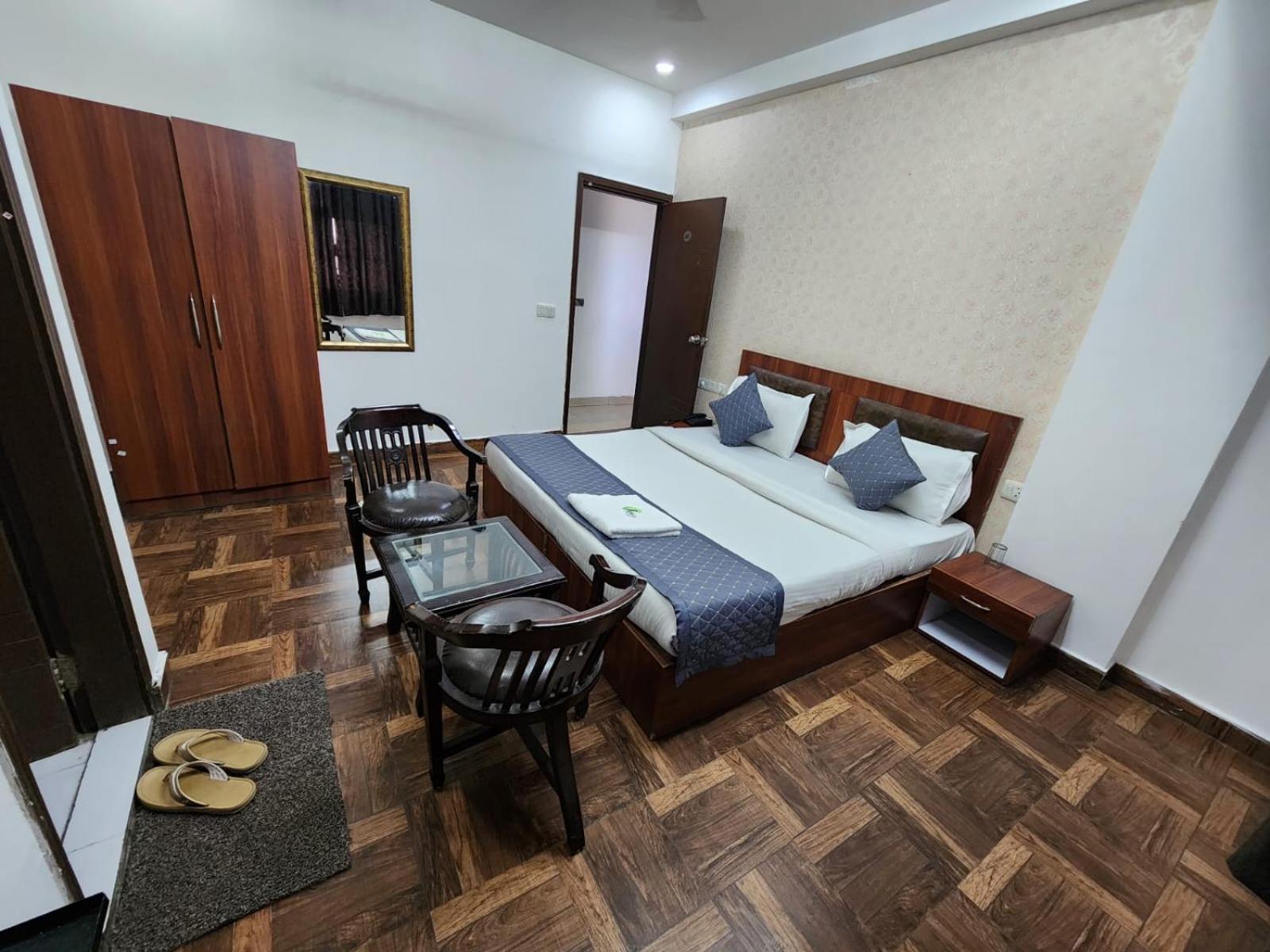 Hotel Aerotech Near Delhi Airport New Delhi Eksteriør billede